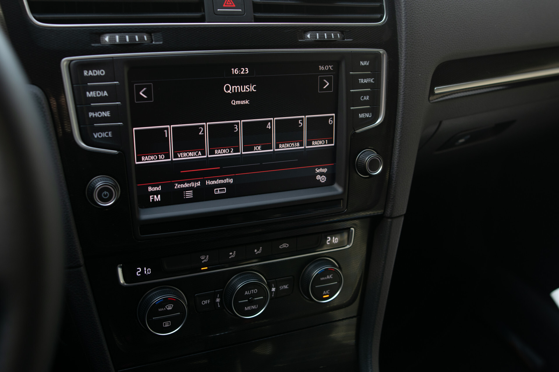 Volkswagen Golf 1.4 TSI GTE Executive Plus | 1ste eigenaar | New Service | Trekhaak | Sportstoelen | LED | 18" | ECC | SOH 83% | Cruise Control Foto 55