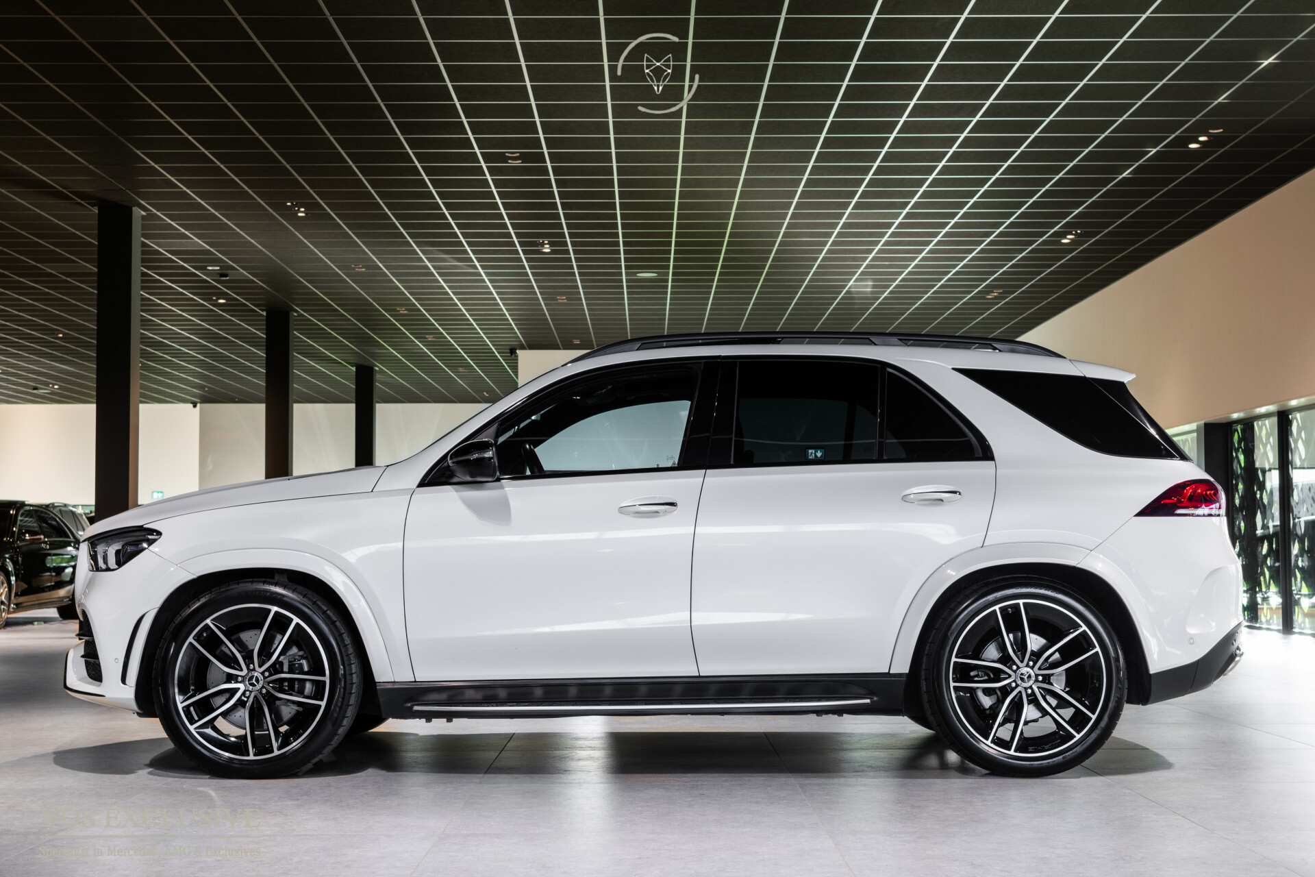 Mercedes-Benz GLE 450 4-M AMG Night | Luchtvering | Carbon | Nappa | ACC | HUD | Keyless | Standkachel | Softclose | Manufaktur | Burmester | Mem | Trekhaak Foto 4
