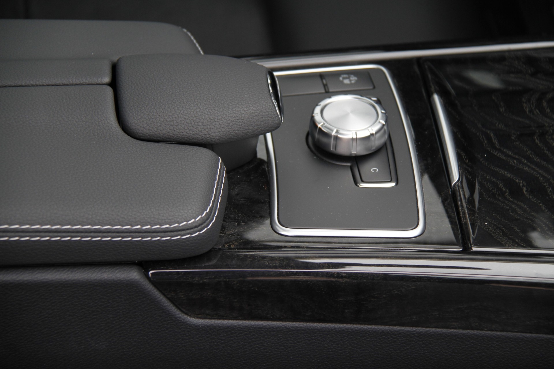 Mercedes-Benz E-Klasse 350 Cdi Avantgarde AMG Dak/Navi/13 DKM Aut7 Foto 12