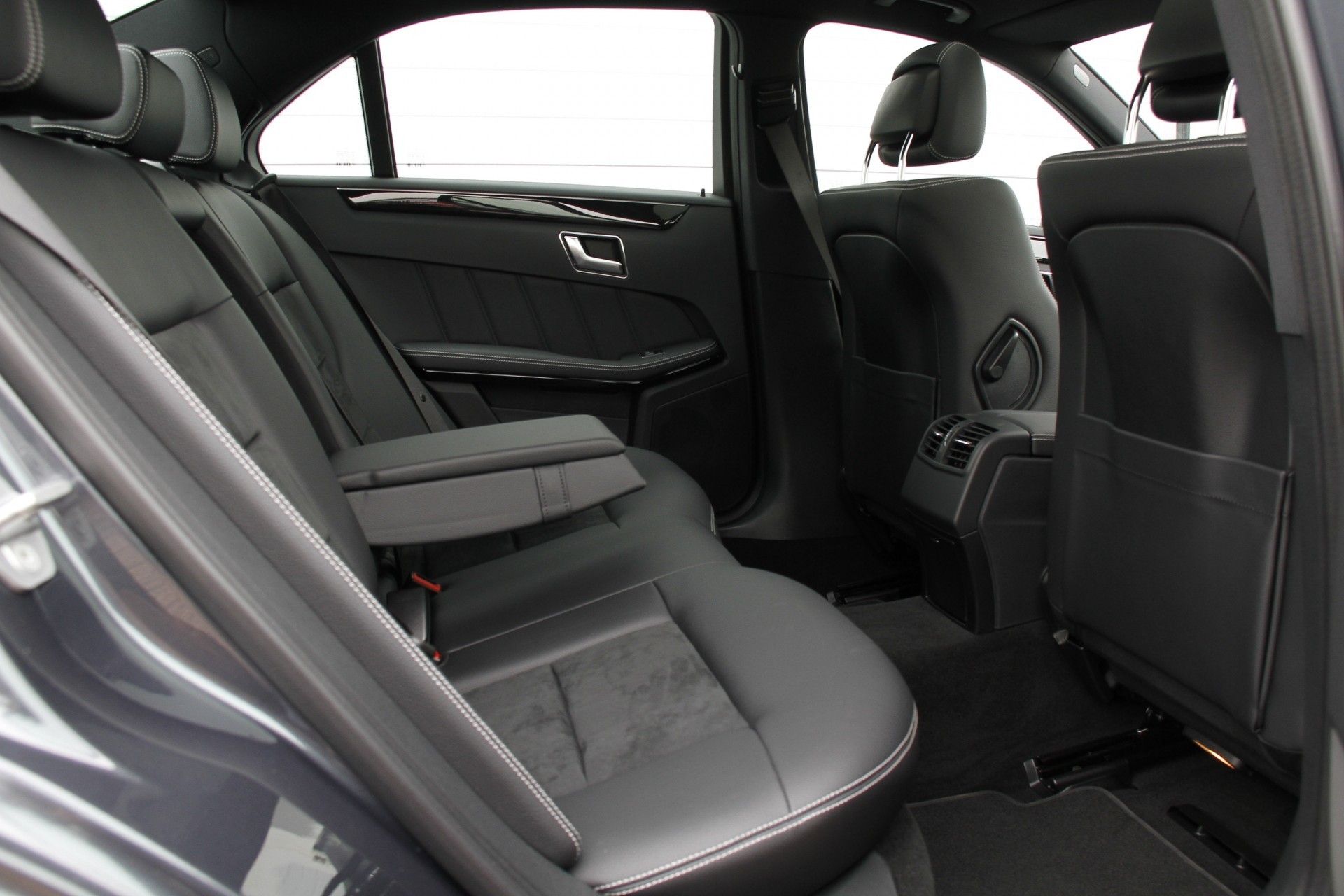 Mercedes-Benz E-Klasse 350 Cdi Avantgarde AMG Dak/Navi/13 DKM Aut7 Foto 13