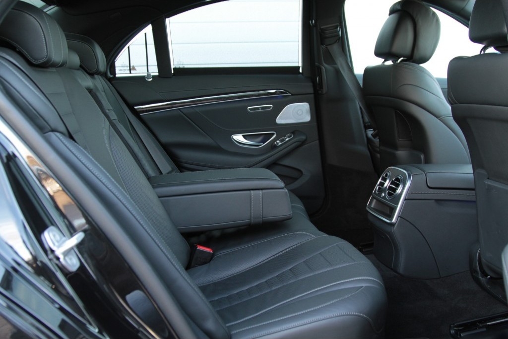 Mercedes-Benz S-Klasse 350 Bluetec AMG Prestige Plus Mass/Sound/Keyless/Distronic Aut7 Foto 4