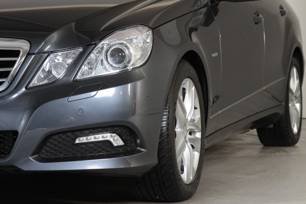 Mercedes-Benz E-Klasse 220 Cdi Avantgarde Schuifdak/Navi/Afn-Trhk Aut5 Foto 15