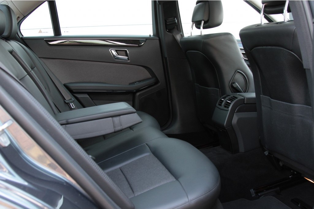 Mercedes-Benz E-Klasse 220 Cdi Avantgarde Schuifdak/Navi/Afn-Trhk Aut5 Foto 4