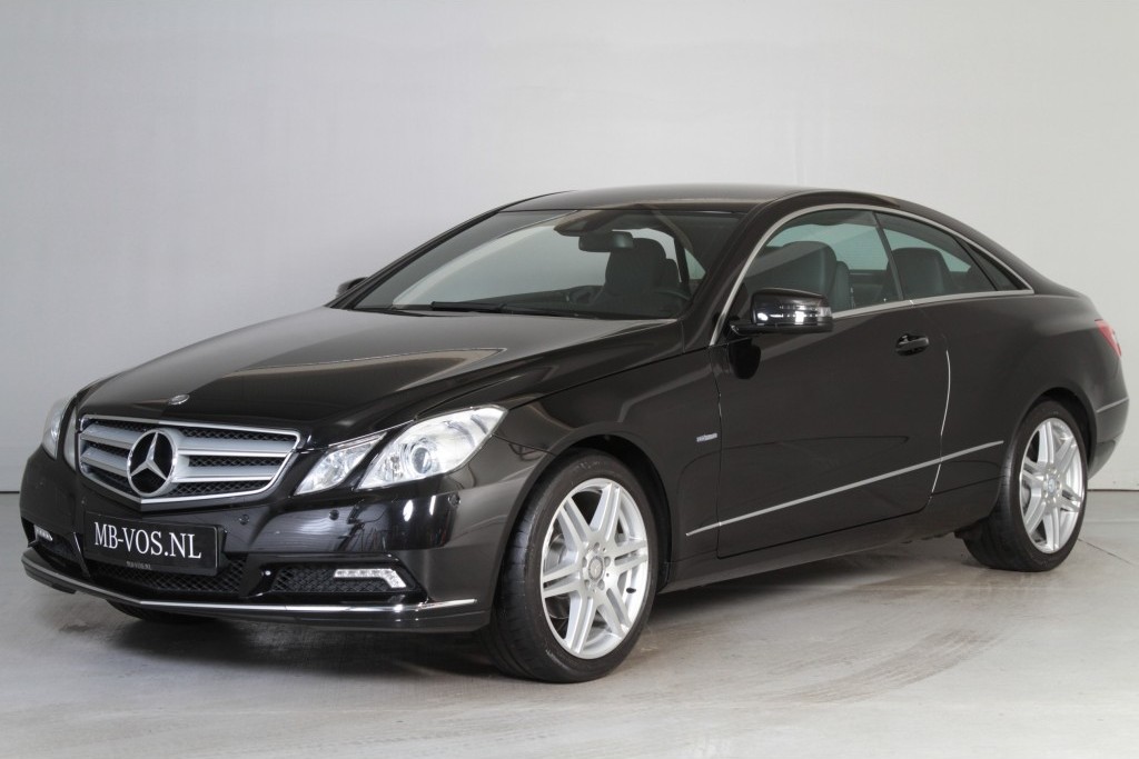 Mercedes-Benz E-Klasse Coupé 250 CGI Coupe AMG/Leer/Navi Aut5 36DKM Foto 1