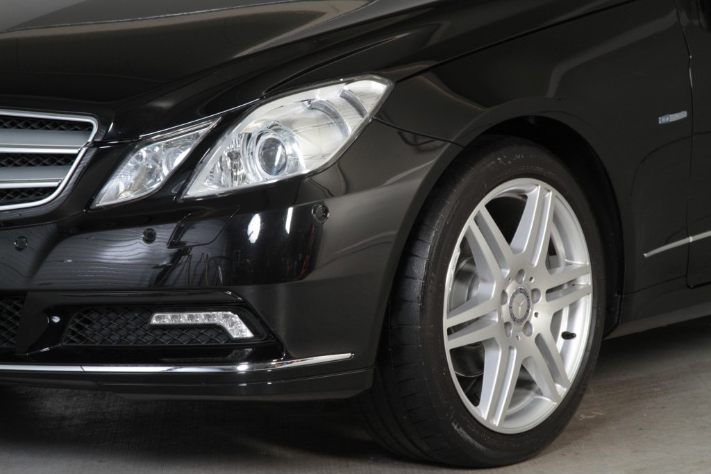 Mercedes-Benz E-Klasse Coupé 250 CGI Coupe AMG/Leer/Navi Aut5 36DKM Foto 14