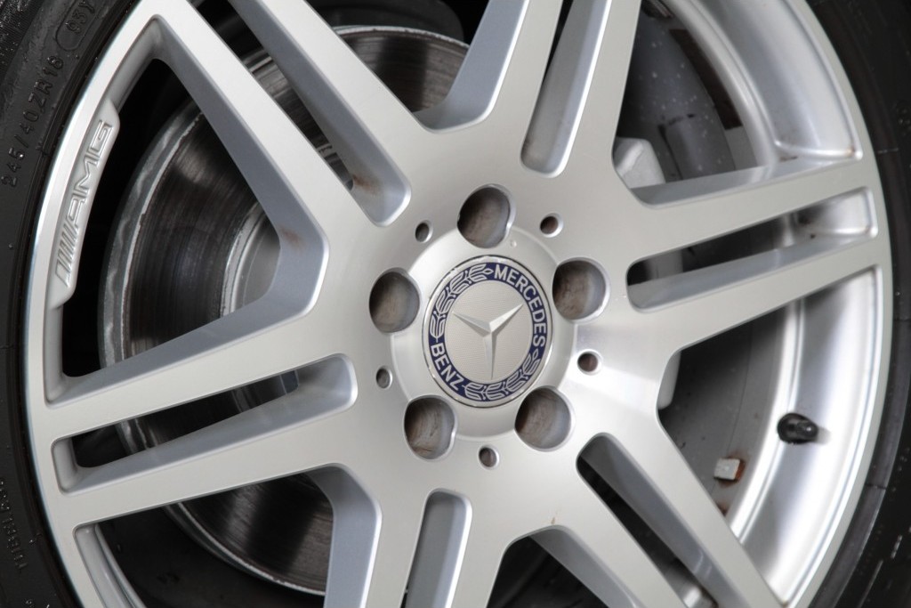 Mercedes-Benz E-Klasse Coupé 250 CGI Coupe AMG/Leer/Navi Aut5 36DKM Foto 15