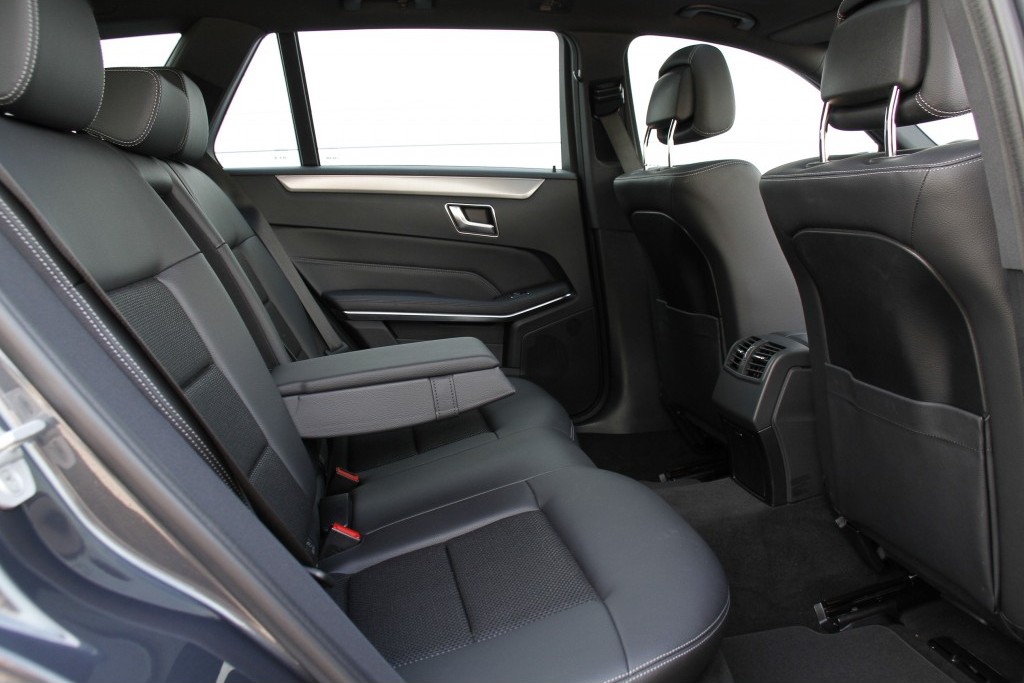 Mercedes-Benz E-Klasse Estate 220 Cdi Estate Avantgarde Dak/Wegkl-trhk/ILS Aut7 Foto 4