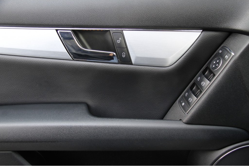 Mercedes-Benz C-Klasse Estate 220 Cdi Estate Avantgarde COM/DVD Aut5 Foto 9