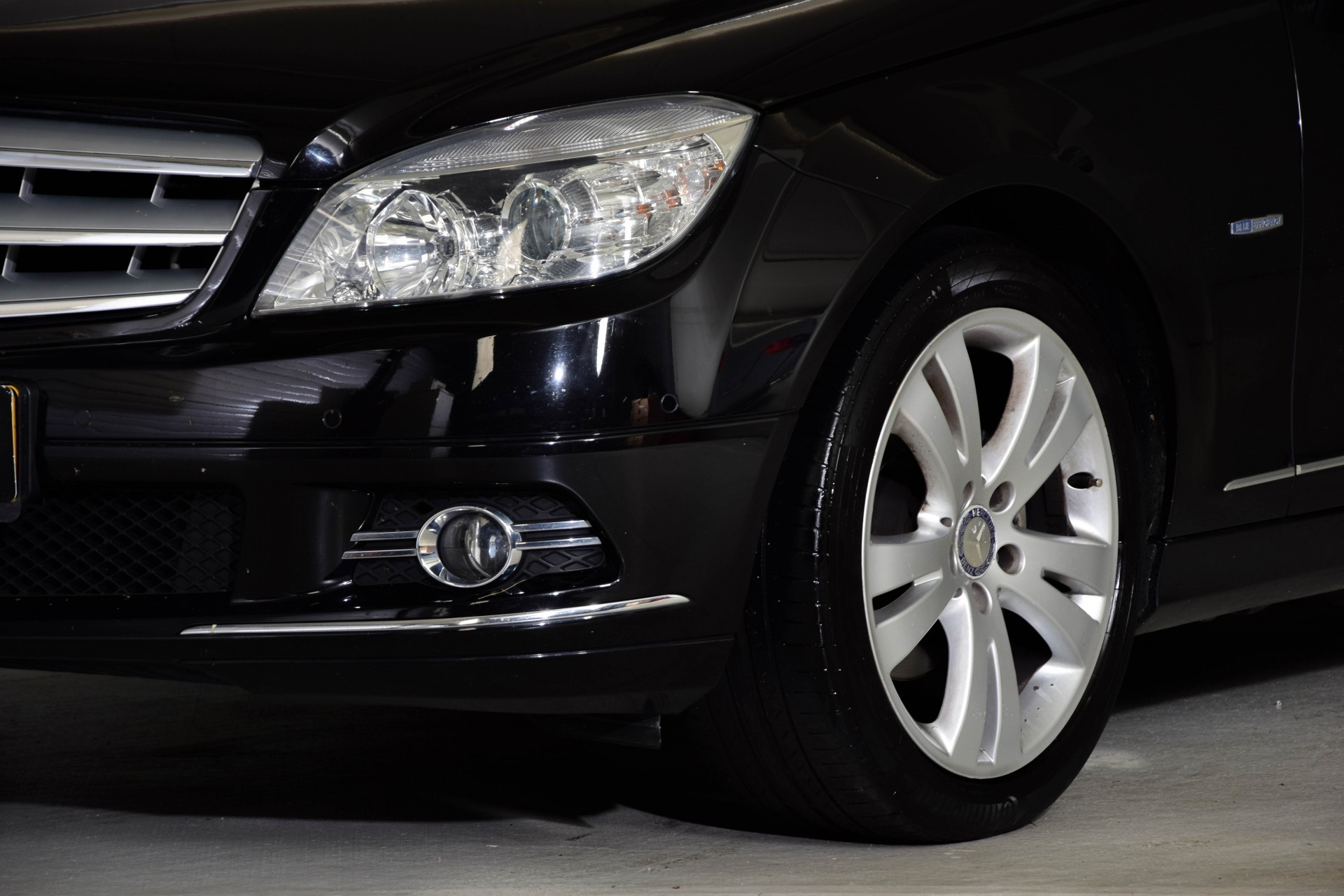 Mercedes-Benz C-Klasse 180 CGI BE Avantgarde Comand/DVD/Pts Aut5 Foto 16