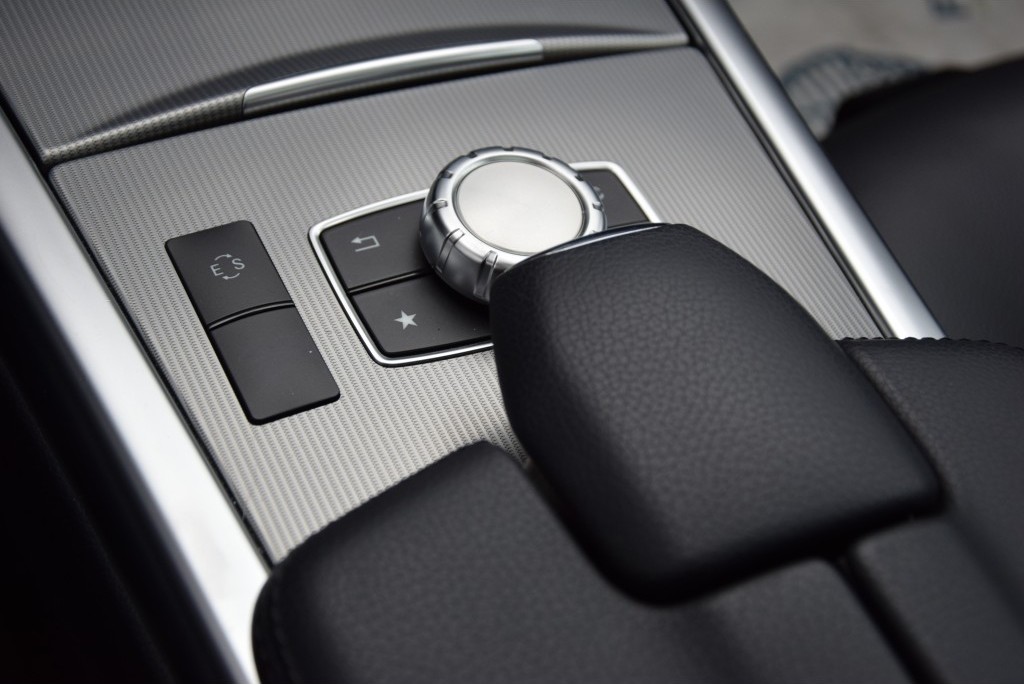 Mercedes-Benz E-Klasse Estate 200 Estate Avantgarde Schuifdak/Navi/ILS Aut7 Foto 11