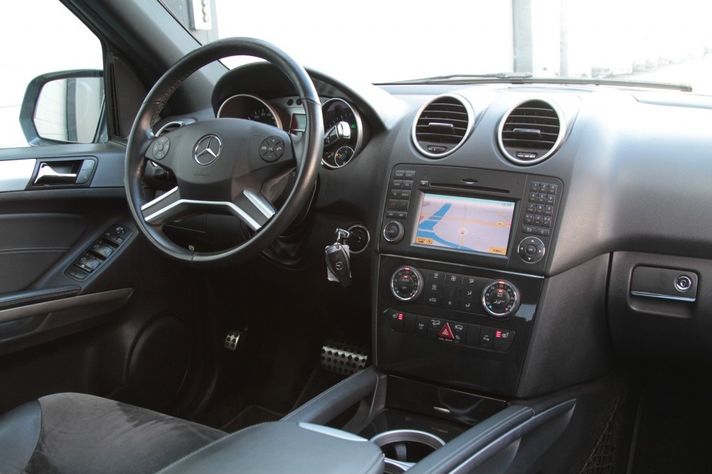 Mercedes-Benz M-Klasse 350 CDI 4-M Prestige Sport AMG Aut7 Foto 6