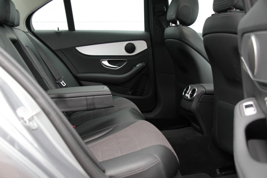 Mercedes-Benz C-Klasse 220 Bluetec Avantgarde Dak/Com/ILS/Spoor/Trhk Aut7 Foto 5