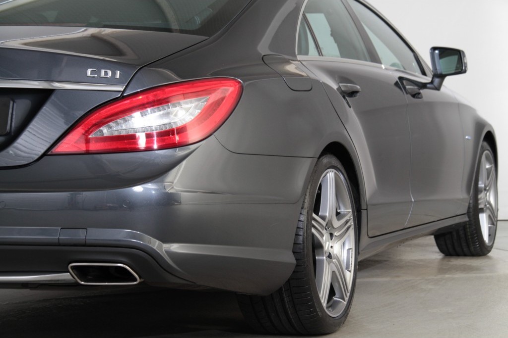 Mercedes-Benz CLS-Klasse 350 Cdi BE AMG Exclusive/Airmatic/Keyless/19" Aut7 Foto 26