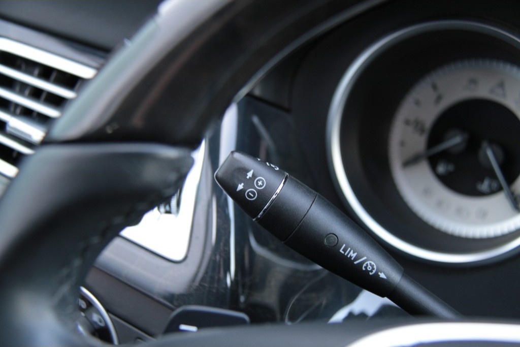 Mercedes-Benz CLS-Klasse 350 Cdi BE AMG Exclusive/Airmatic/Keyless/19" Aut7 Foto 7