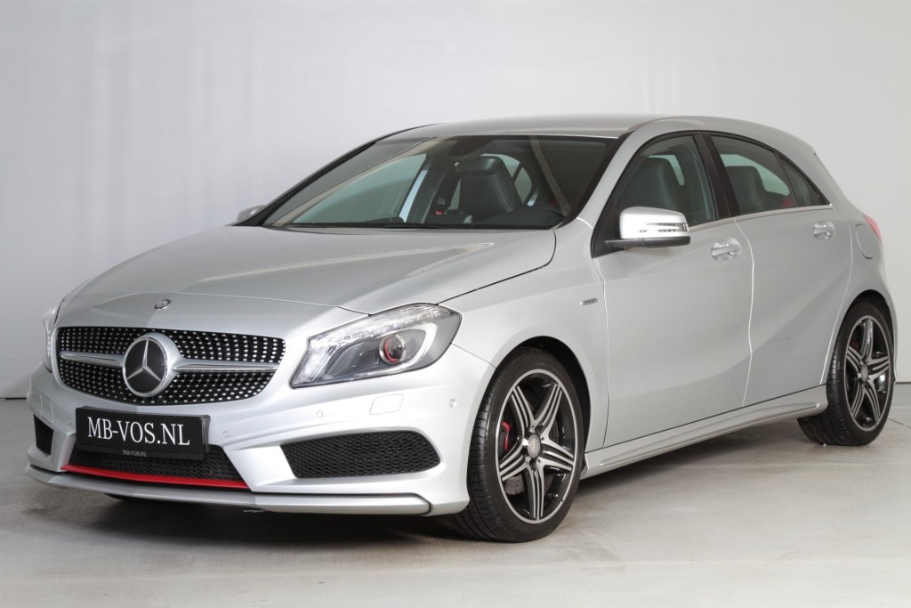 Mercedes-Benz A-Klasse 250 Sport AMG/Leer/Navi/ Xenon/Pts Aut7 Foto 1