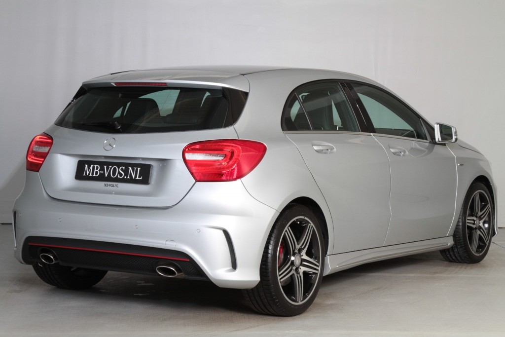 Mercedes-Benz A-Klasse 250 Sport AMG/Leer/Navi/ Xenon/Pts Aut7 Foto 2