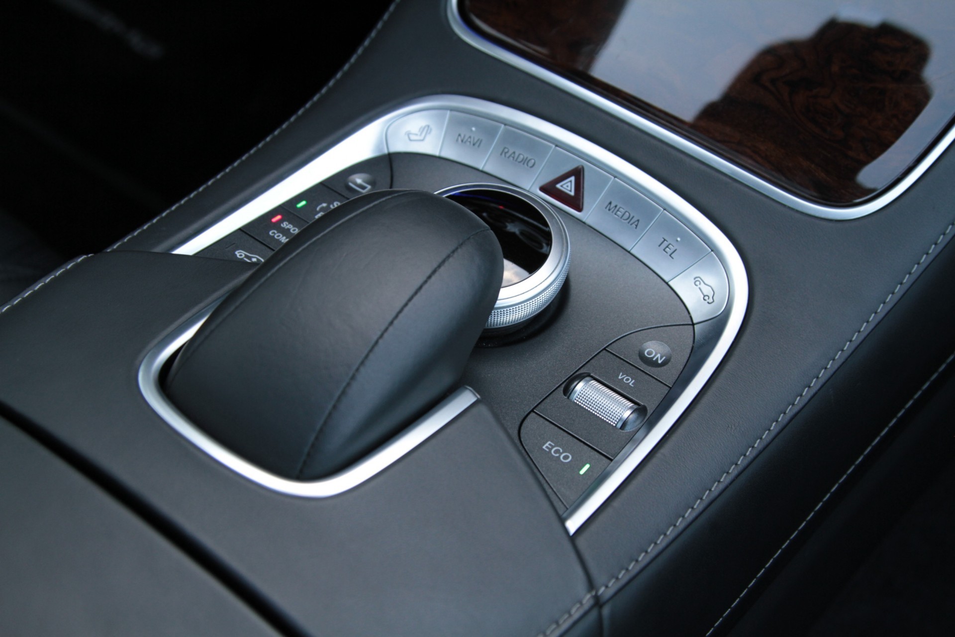 Mercedes-Benz S-Klasse 350 Bluetec Lang AMG PLUS Exclusive Panorama Prestige Plus Aut7 Foto 14