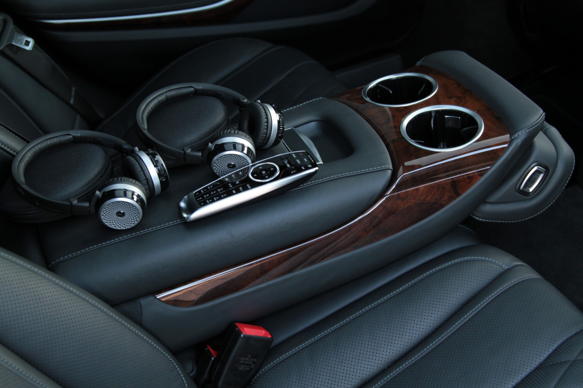 Mercedes-Benz S-Klasse 350 Bluetec Lang AMG PLUS Exclusive Panorama Prestige Plus Aut7 Foto 16