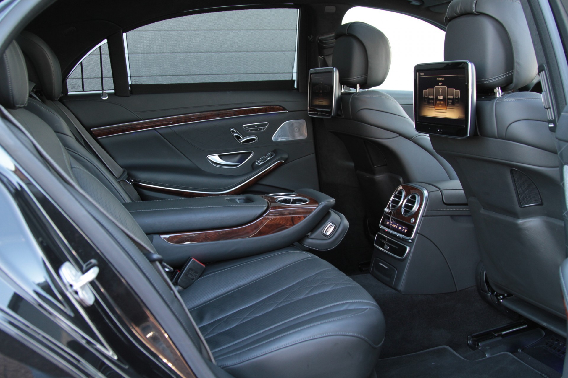 Mercedes-Benz S-Klasse 350 Bluetec Lang AMG PLUS Exclusive Panorama Prestige Plus Aut7 Foto 4