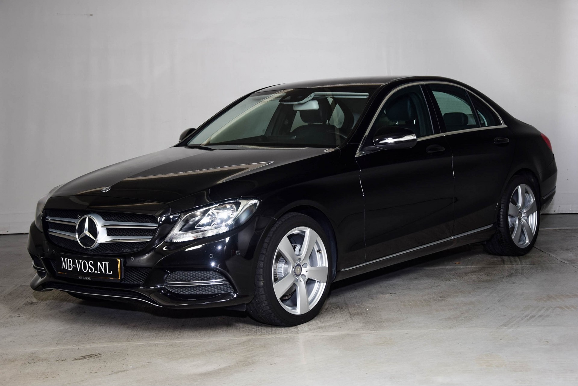 Mercedes-Benz C-Klasse 180 Avantgarde Comand/Spoorpakket/Stoelverwarming Aut7 Foto 1