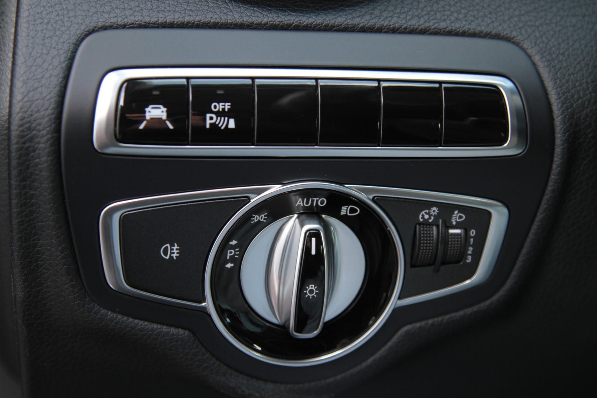 Mercedes-Benz C-Klasse 180 Avantgarde Comand/Spoorpakket/Stoelverwarming Aut7 Foto 13