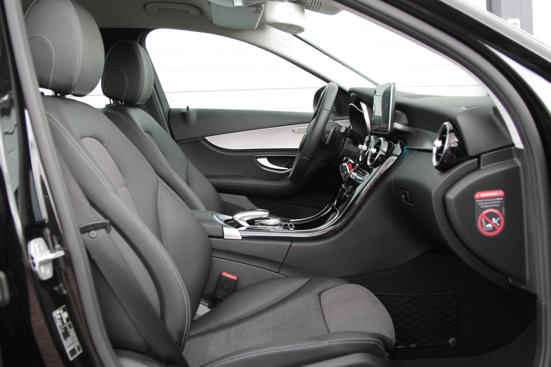 Mercedes-Benz C-Klasse 180 Avantgarde Comand/Spoorpakket/Stoelverwarming Aut7 Foto 3