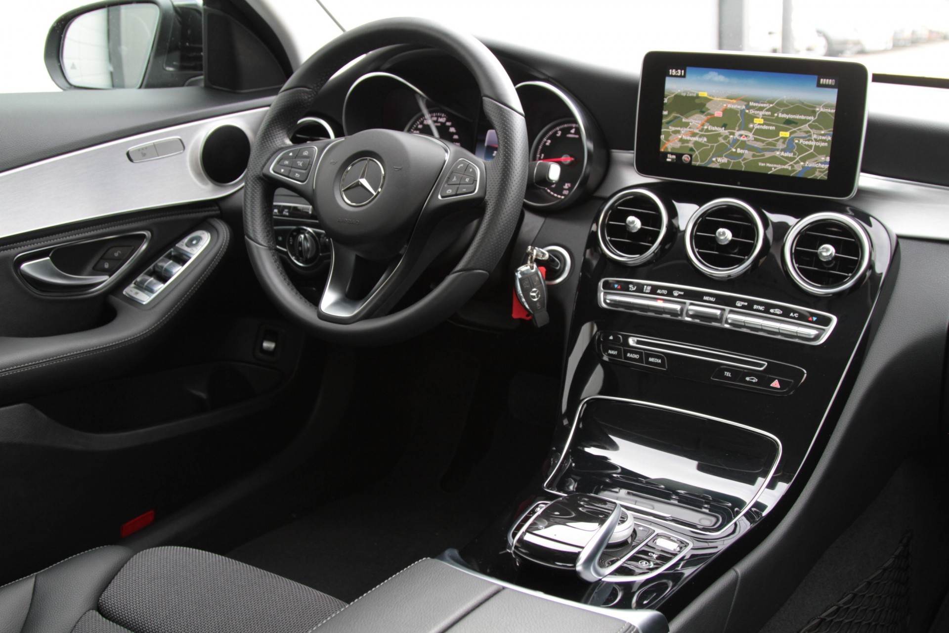 Mercedes-Benz C-Klasse 180 Avantgarde Comand/Spoorpakket/Stoelverwarming Aut7 Foto 6