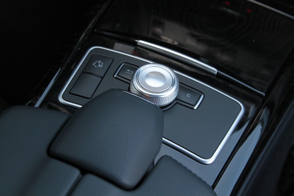 Mercedes-Benz E-Klasse 200 Avantgarde AMG Leer/Com/ILS Aut7 Foto 10