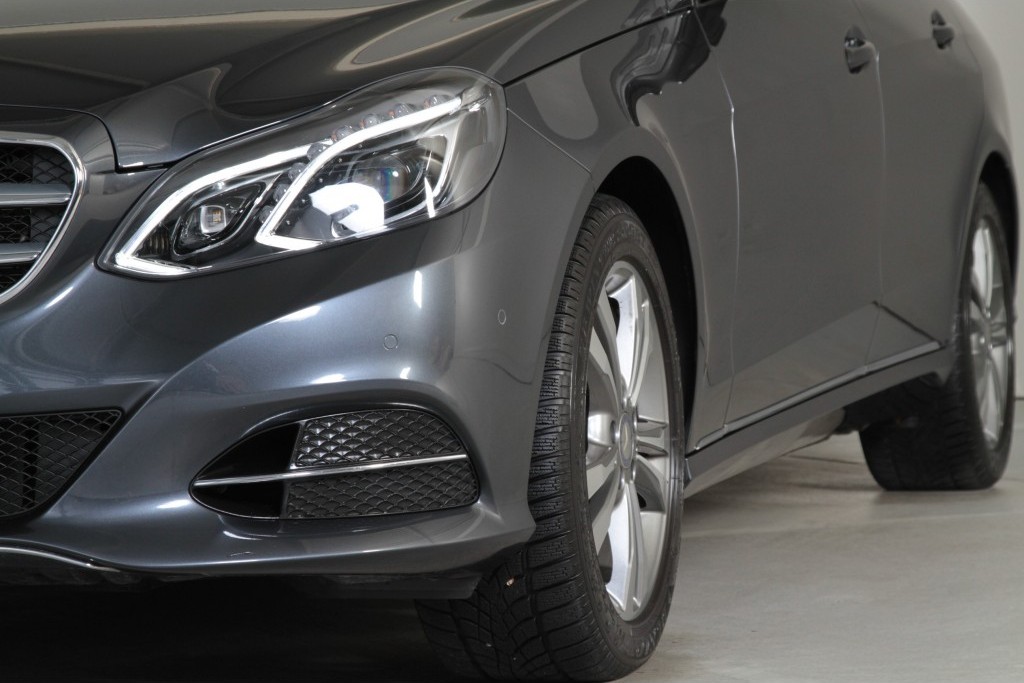 Mercedes-Benz E-Klasse 220 Cdi Avantgarde Leer/Com/Schuifdak/ILS Aut7 Foto 16