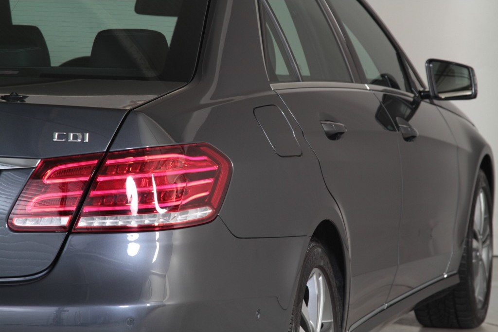 Mercedes-Benz E-Klasse 220 Cdi Avantgarde Leer/Com/Schuifdak/ILS Aut7 Foto 20