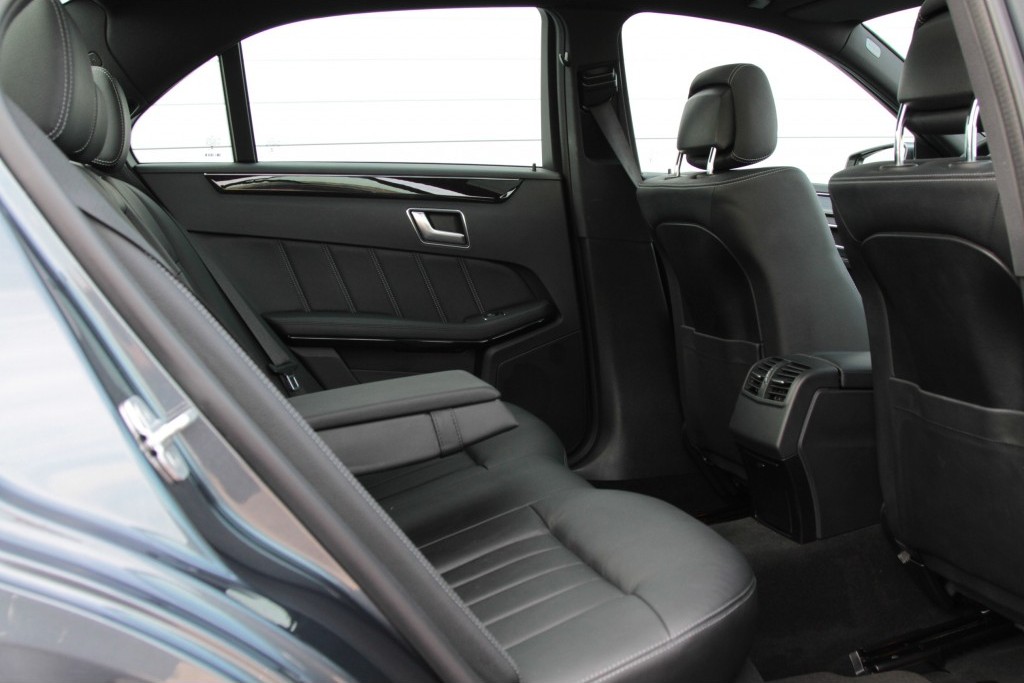 Mercedes-Benz E-Klasse 220 Cdi Avantgarde Leer/Com/Schuifdak/ILS Aut7 Foto 4