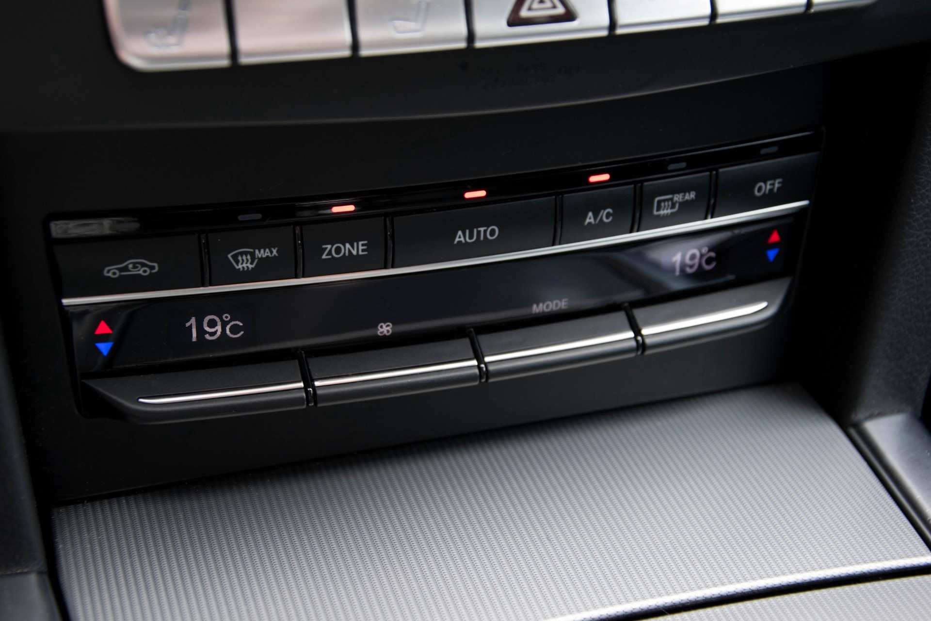 Mercedes-Benz E-Klasse 350 Bluetec Estate Avantgarde Schuifdak/Com/ILS Aut9 Foto 16