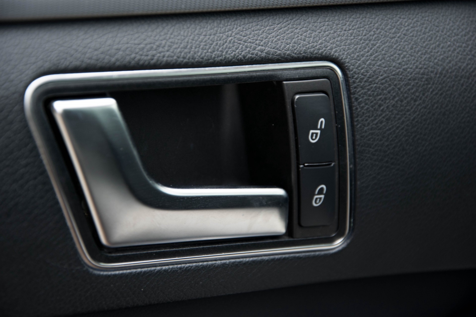 Mercedes-Benz E-Klasse 350 Bluetec Estate Avantgarde Schuifdak/Com/ILS Aut9 Foto 18