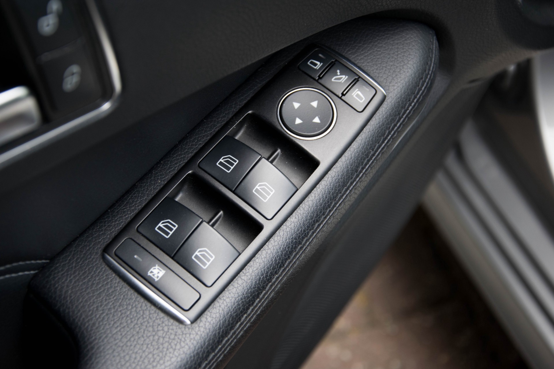 Mercedes-Benz E-Klasse 350 Bluetec Estate Avantgarde Schuifdak/Com/ILS Aut9 Foto 19