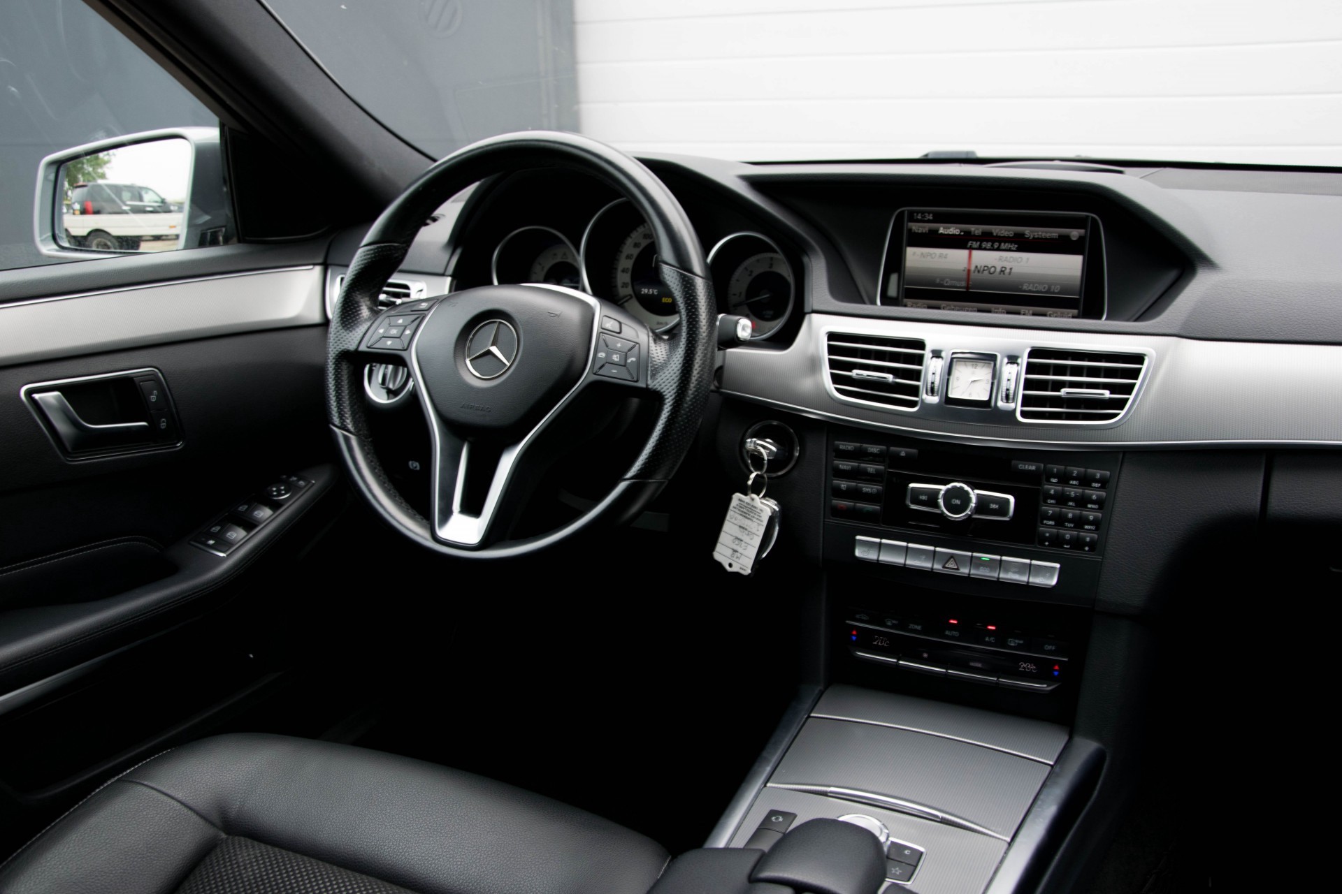 Mercedes-Benz E-Klasse 350 Bluetec Estate Avantgarde Schuifdak/Com/ILS Aut9 Foto 7