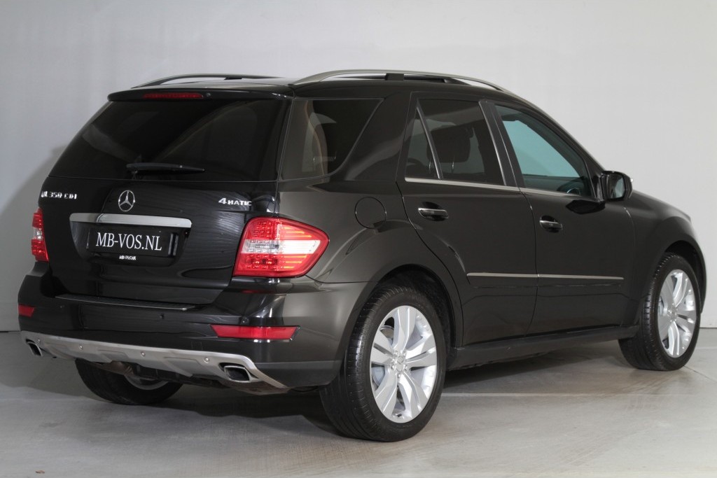 Mercedes-Benz M-Klasse 350 Cdi Keyless-Go/Luchtvering/Harman-Kardon/Schuifdak Aut7 Foto 2