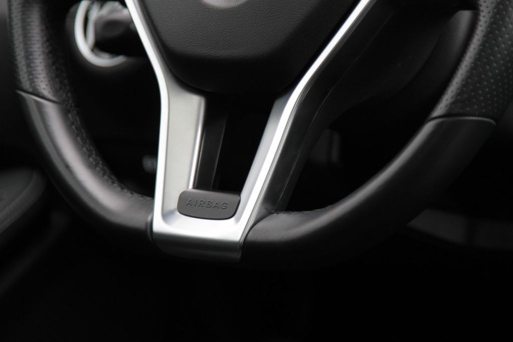 Mercedes-Benz E-Klasse 350 Cdi Avantgarde AMG Panorama/Keyless/Harman-Kardon/Mem Aut7 Foto 17