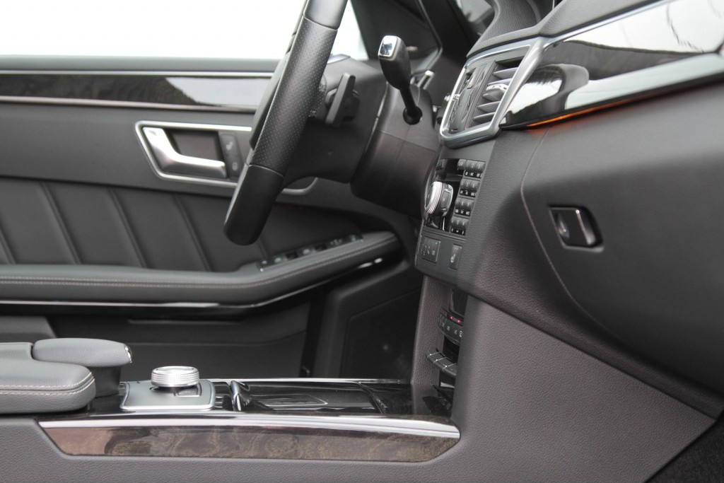 Mercedes-Benz E-Klasse 350 Cdi Avantgarde AMG Panorama/Keyless/Harman-Kardon/Mem Aut7 Foto 18