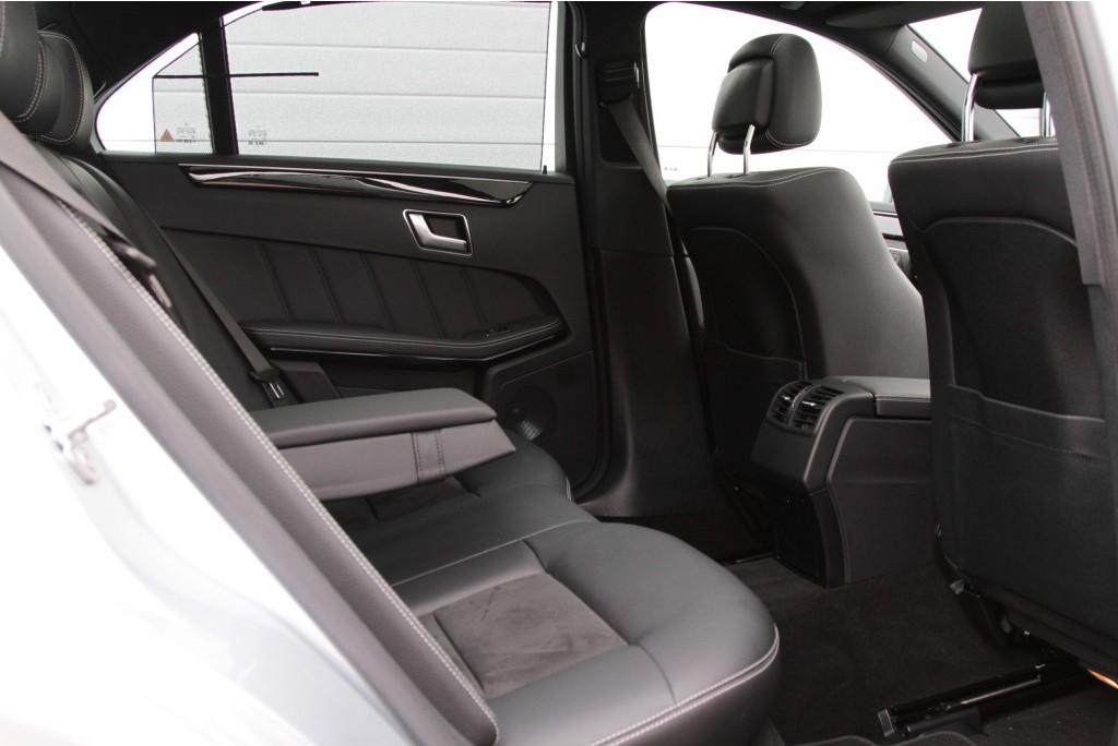 Mercedes-Benz E-Klasse 350 Cdi Avantgarde AMG Panorama/Keyless/Harman-Kardon/Mem Aut7 Foto 4