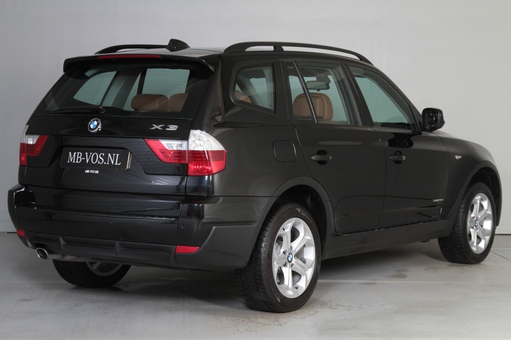 BMW X3 2.0d High Executive Leer/Navi/Xenon/Trekhaak Aut6 Foto 2
