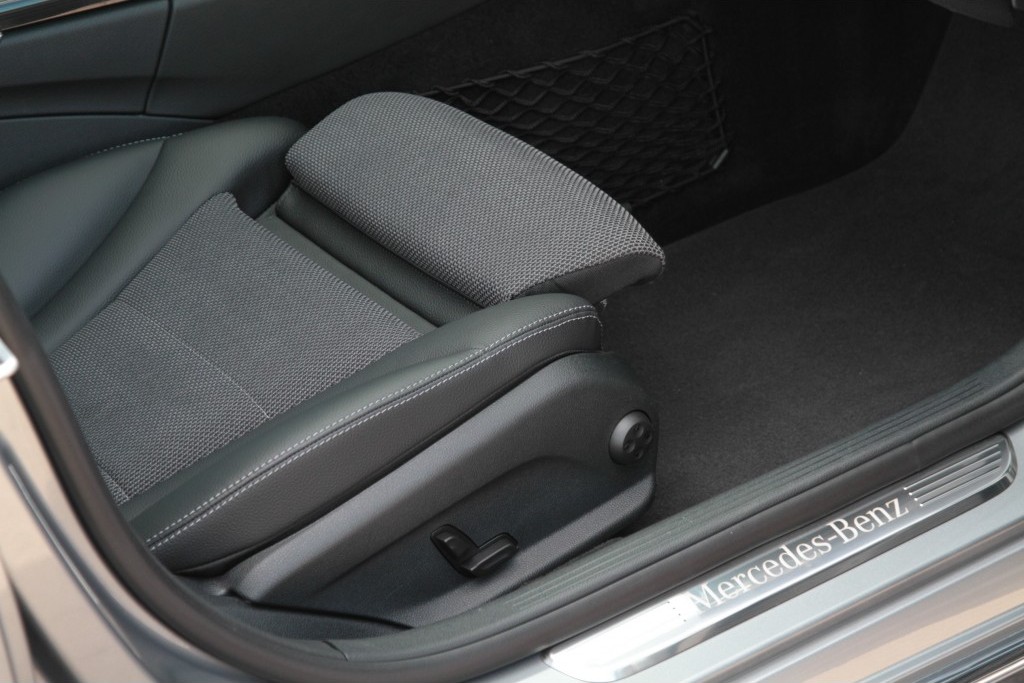 Mercedes-Benz C-Klasse Estate 220 Bluetec Estate Panorama/Comand/Spoorpakket/ILS Aut7 Foto 10