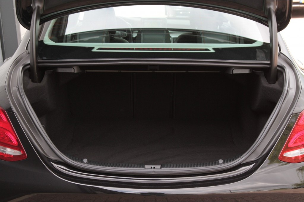 Mercedes-Benz C-Klasse 180 Avantgarde Schuifdak/LED/Spoor/Touchpad Aut7 Foto 17