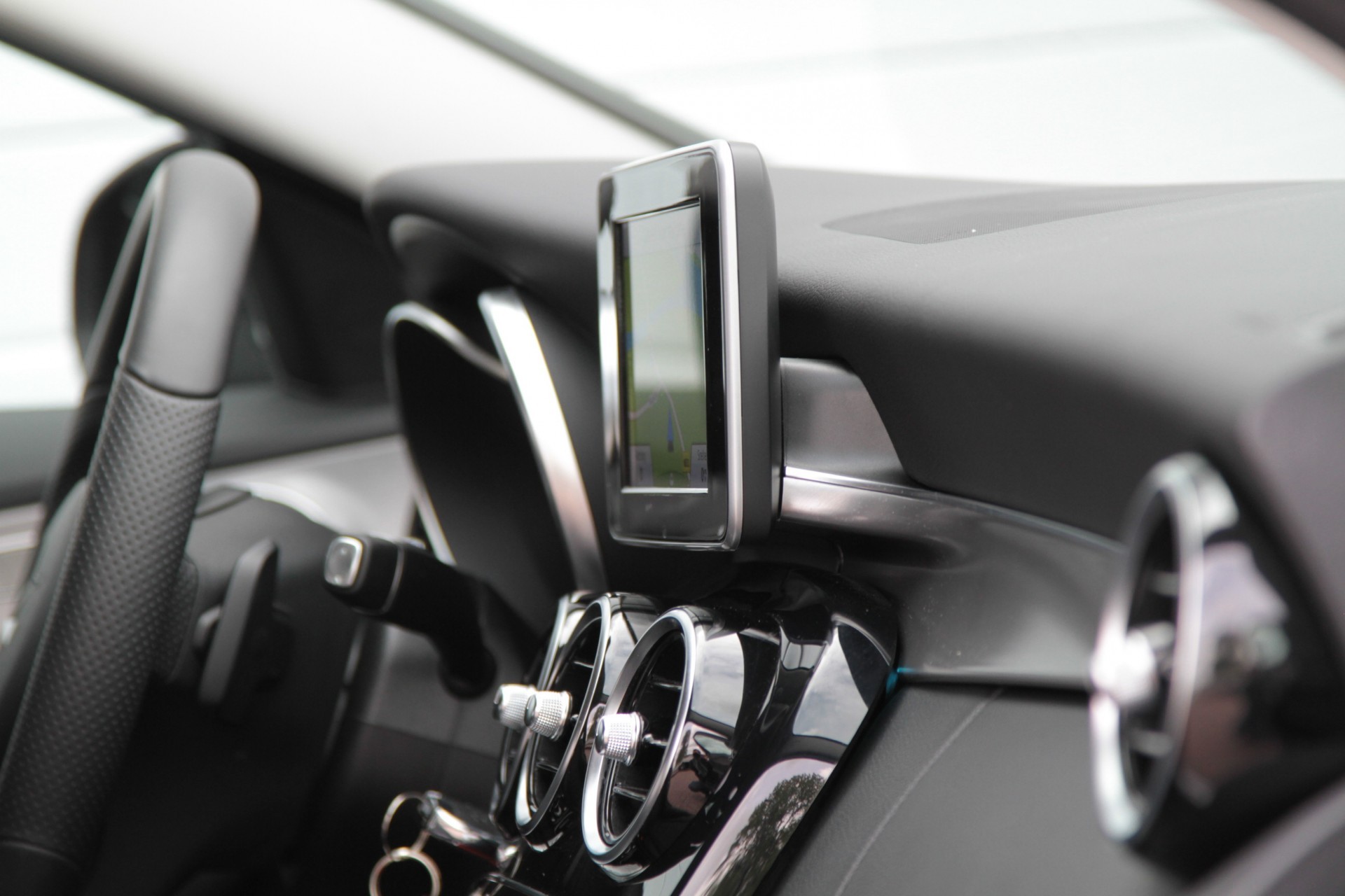 Mercedes-Benz C-Klasse 180 Estate Avantgarde Trhk/LED/Aut-Koffer/Touchpad Aut7 Foto 8