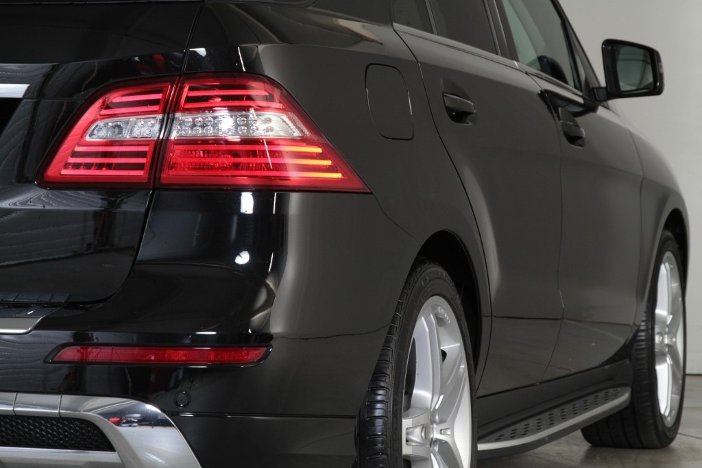 Mercedes-Benz M-Klasse 350 4-M Bluetec AMG Airmatic/Harman-Kardon Aut7 Foto 20