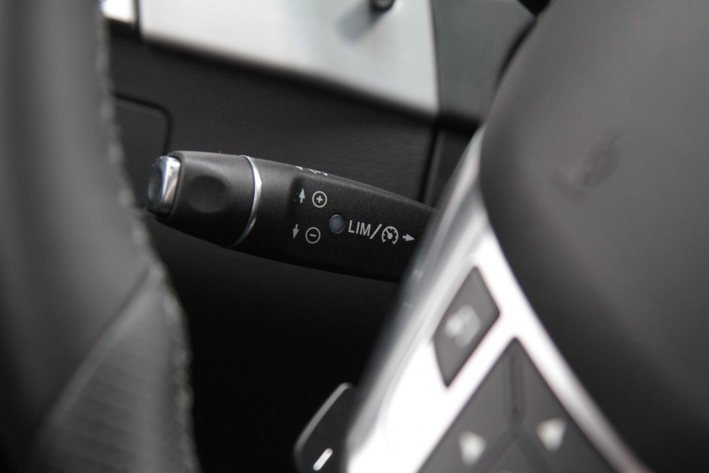 Mercedes-Benz M-Klasse 350 4-M Bluetec AMG Airmatic/Harman-Kardon Aut7 Foto 8