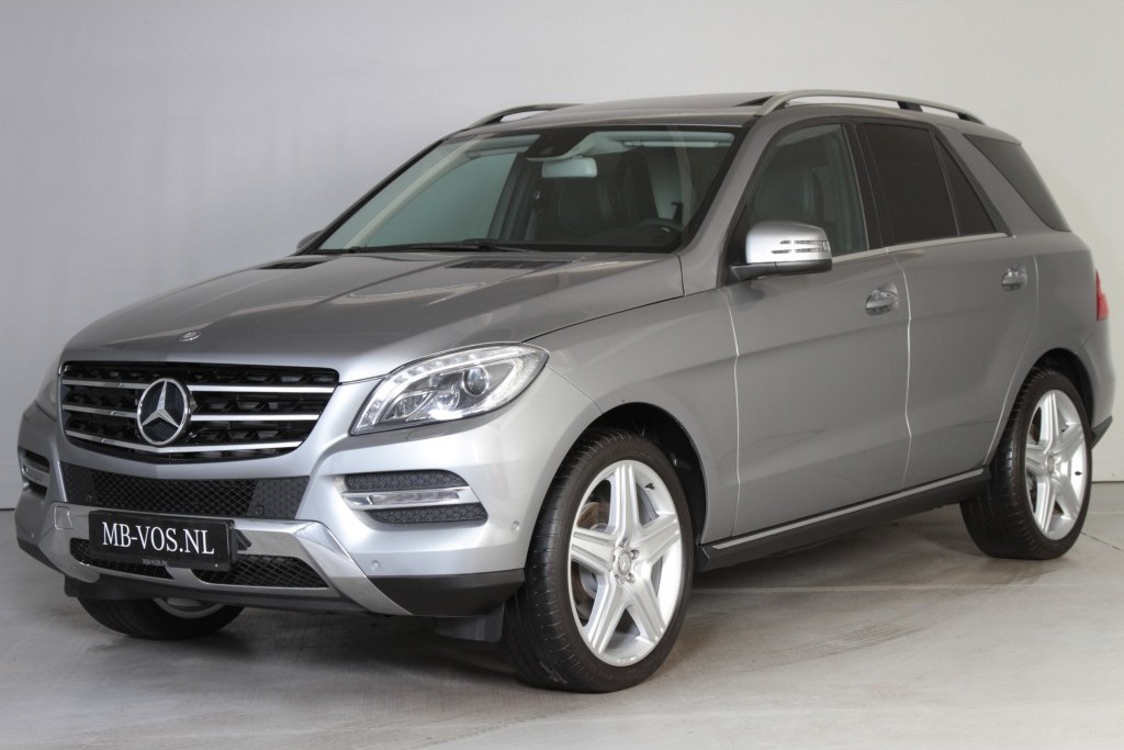 Mercedes-Benz M-Klasse 350 Bluetec 4-M Luchtvering/Dak/Com/Wegkl-trekhaak Aut7 Foto 1