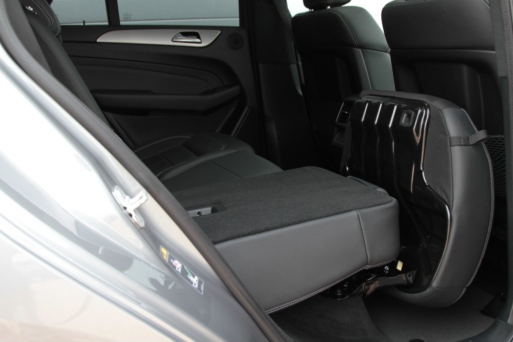 Mercedes-Benz M-Klasse 350 Bluetec 4-M Luchtvering/Dak/Com/Wegkl-trekhaak Aut7 Foto 11