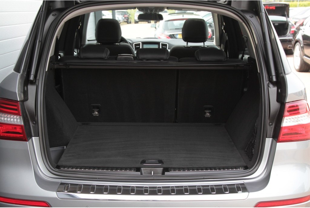 Mercedes-Benz M-Klasse 350 Bluetec 4-M Luchtvering/Dak/Com/Wegkl-trekhaak Aut7 Foto 12