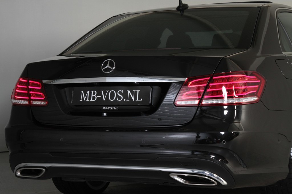 Mercedes-Benz E-Klasse 350 Bluetec AMG Distronic/Harman-Kardon/Dak/Leer Aut9 Foto 8