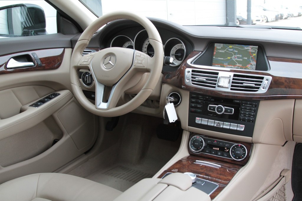 Mercedes-Benz CLS-Klasse 250 Cdi Shooting Brake Sport Dak/Com/Beige leder Aut7 Foto 4